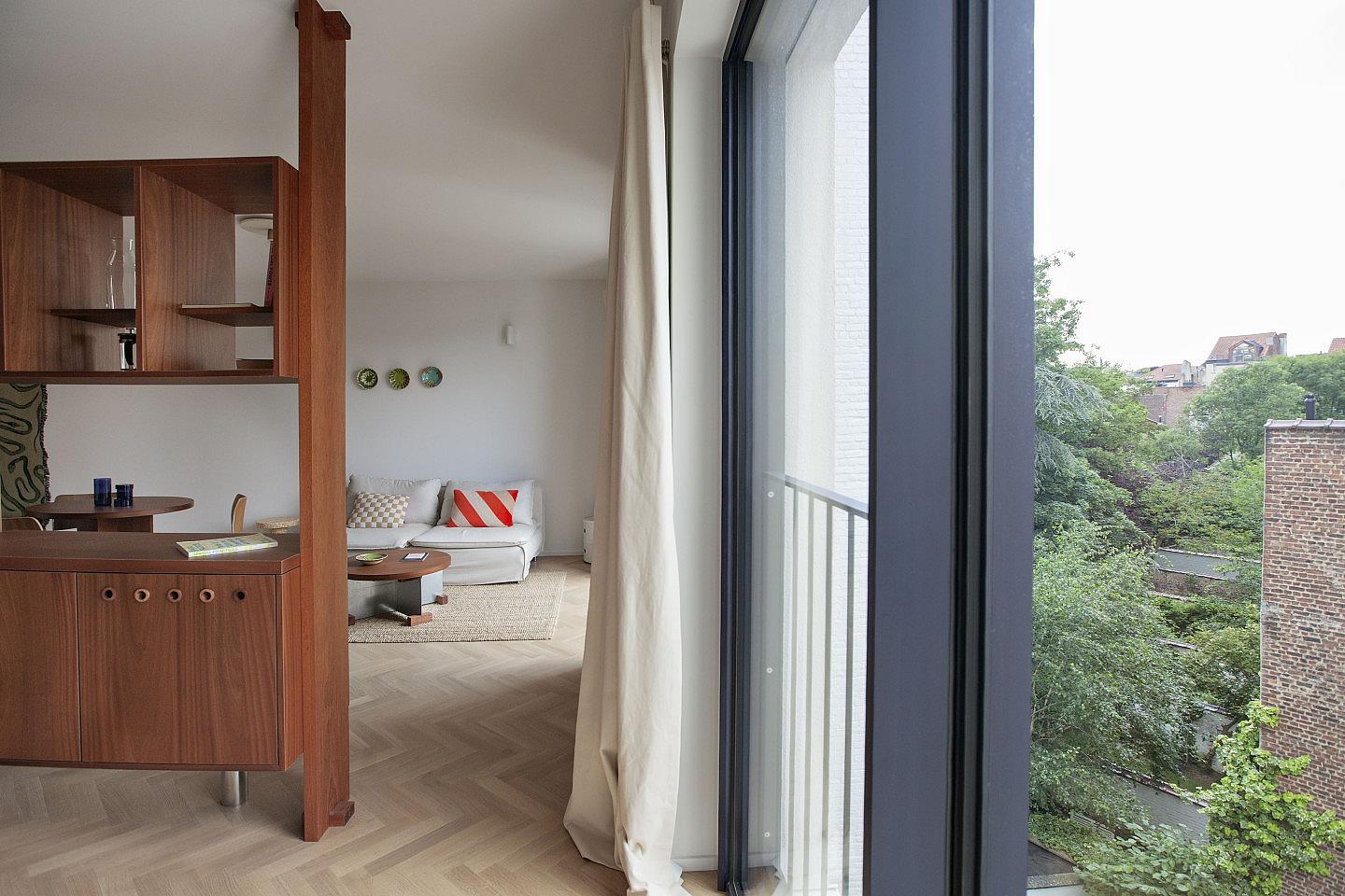 Suite 2 - 16