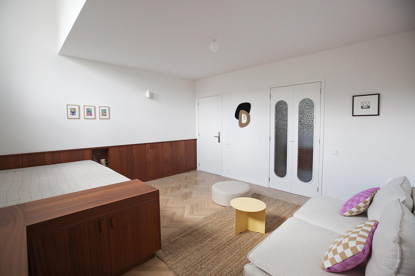 Suite 3 - 27