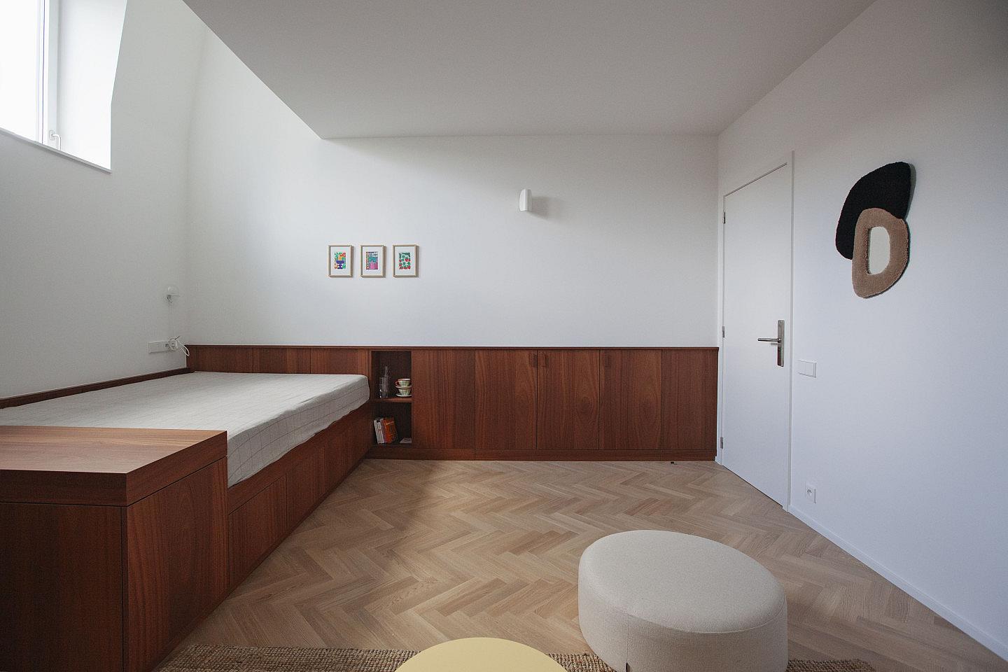 Suite 3 - 26