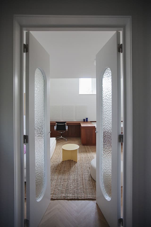 Suite 3 - 21