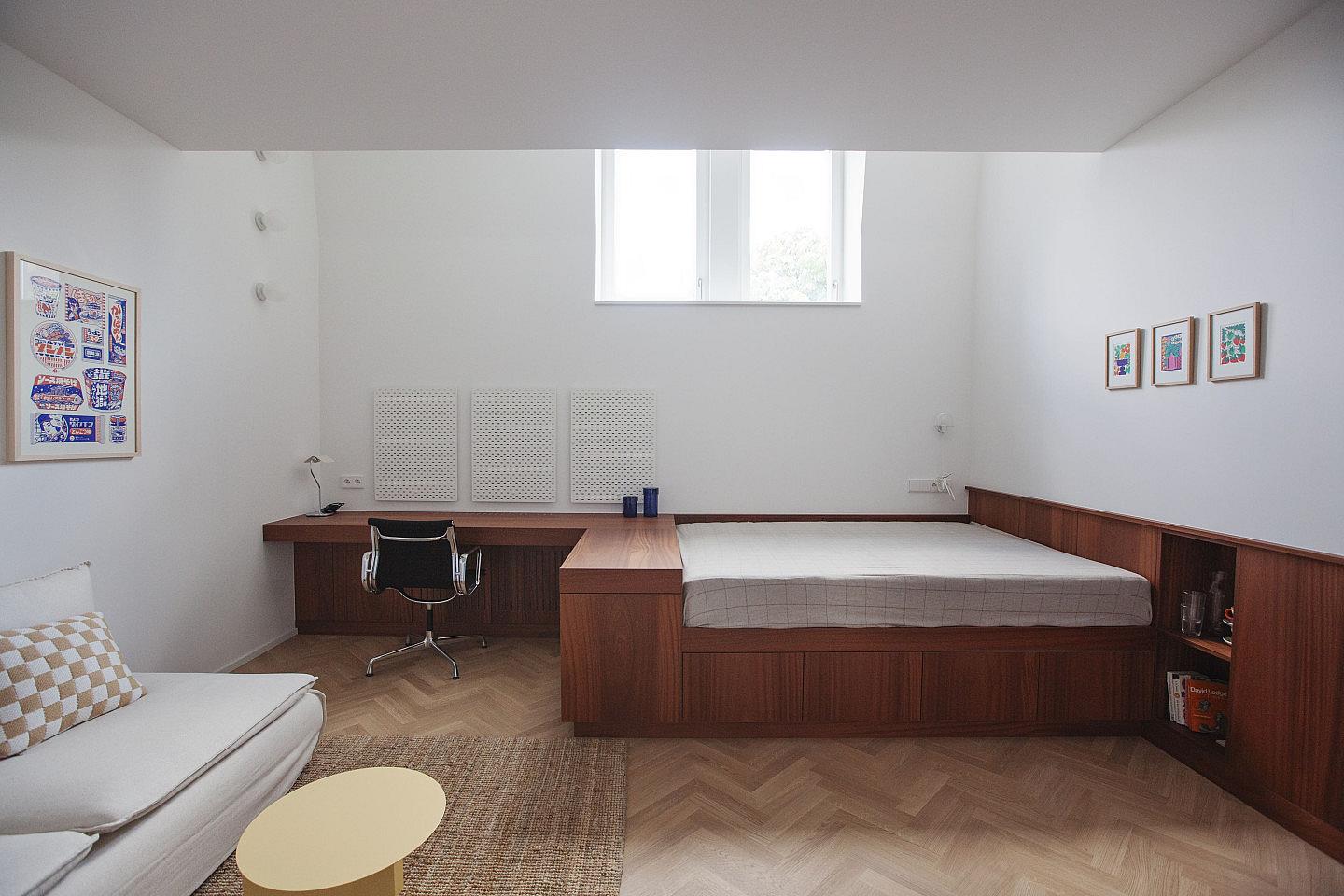 Suite 3 - 13