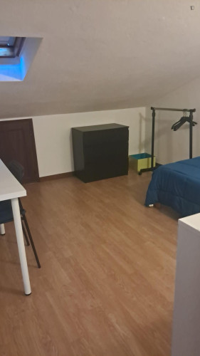 Lovely bedroom in Santo António dos Olivais