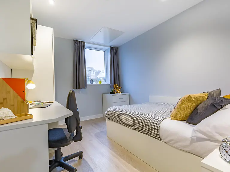 6 Bed Standard En-Suite - 5