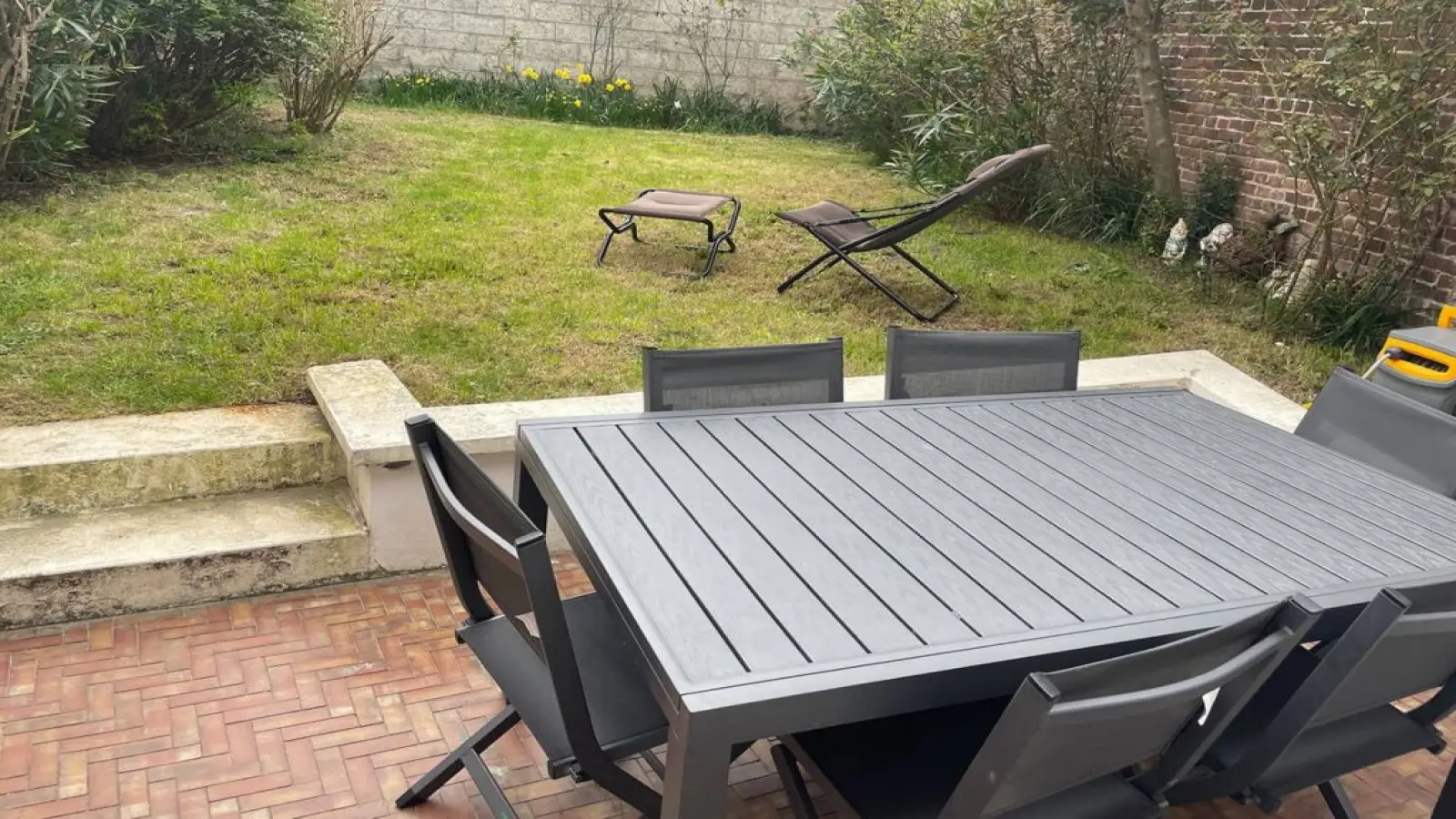 2-bedroom apartment for rent in Le Tréport, all bills included