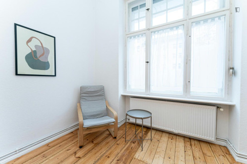 Modern double bedroom in Gesundbrunnen