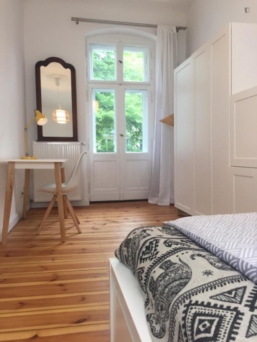 Very lovely 1 bedroom apartment in Weitlingkiez 