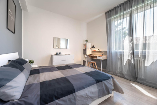 Inviting double bedroom in Padua