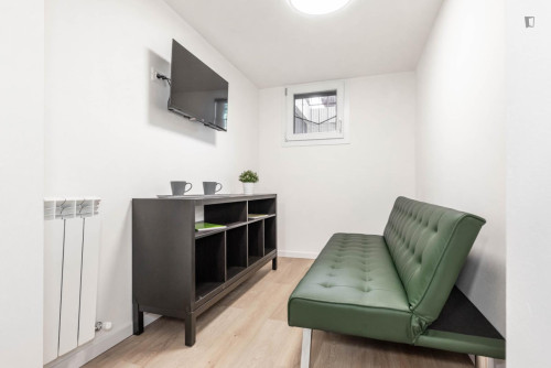 Ample single bedroom near the Padova train station