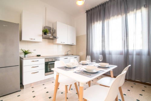 Big double bedroom in Quartiere 2 Nord  - Gallery -  5