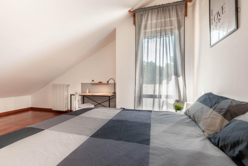 Comfy double bedroom near Padua Gino Allegri Airport