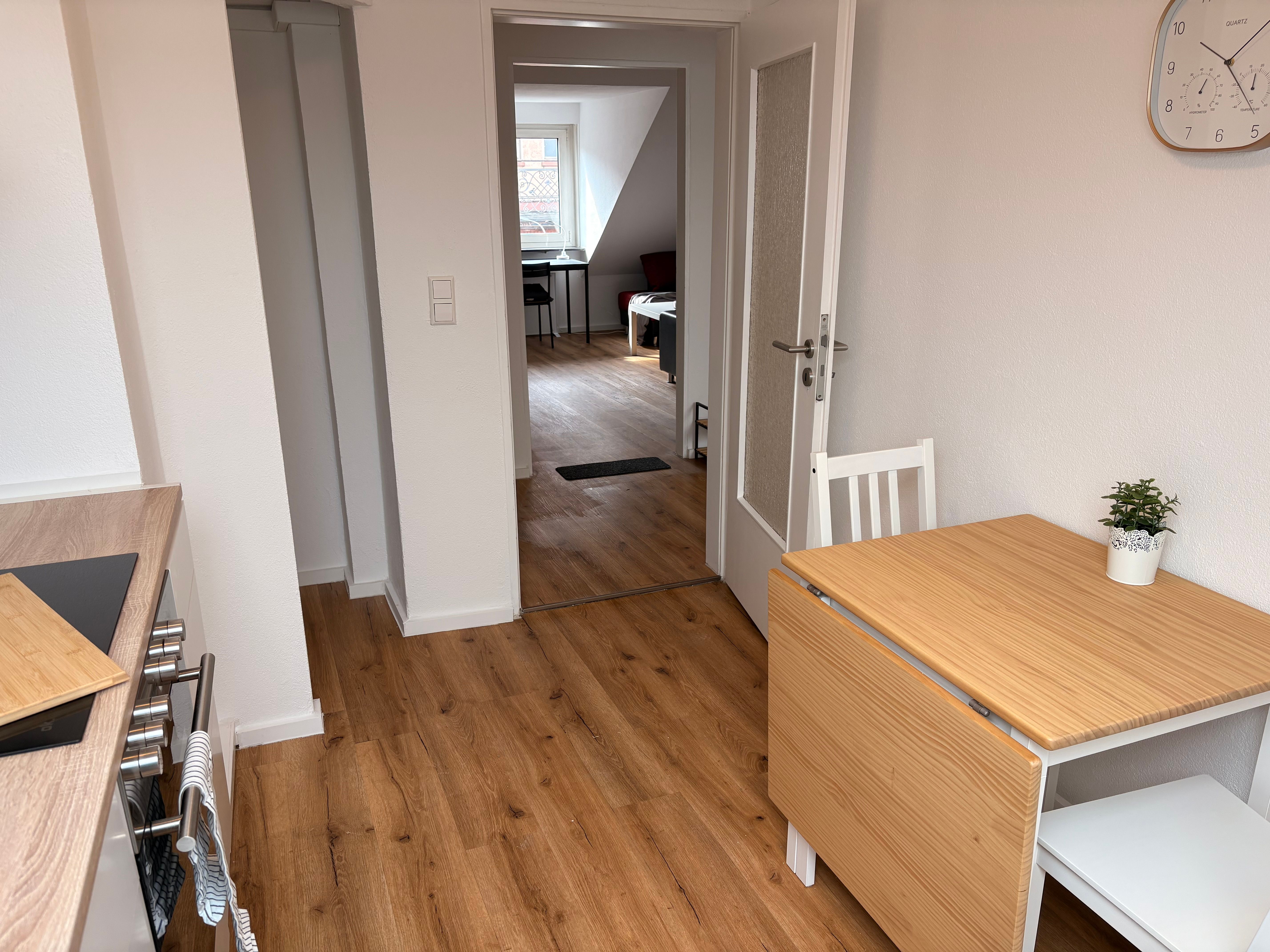  Stylish & Fully Furnished Apartment With Panoramic City Views – Near Helios Clinic & University  -  Stylish & fully furnished apartment with panoramic city views – near Helios Clinic & University  - Gallery -  3