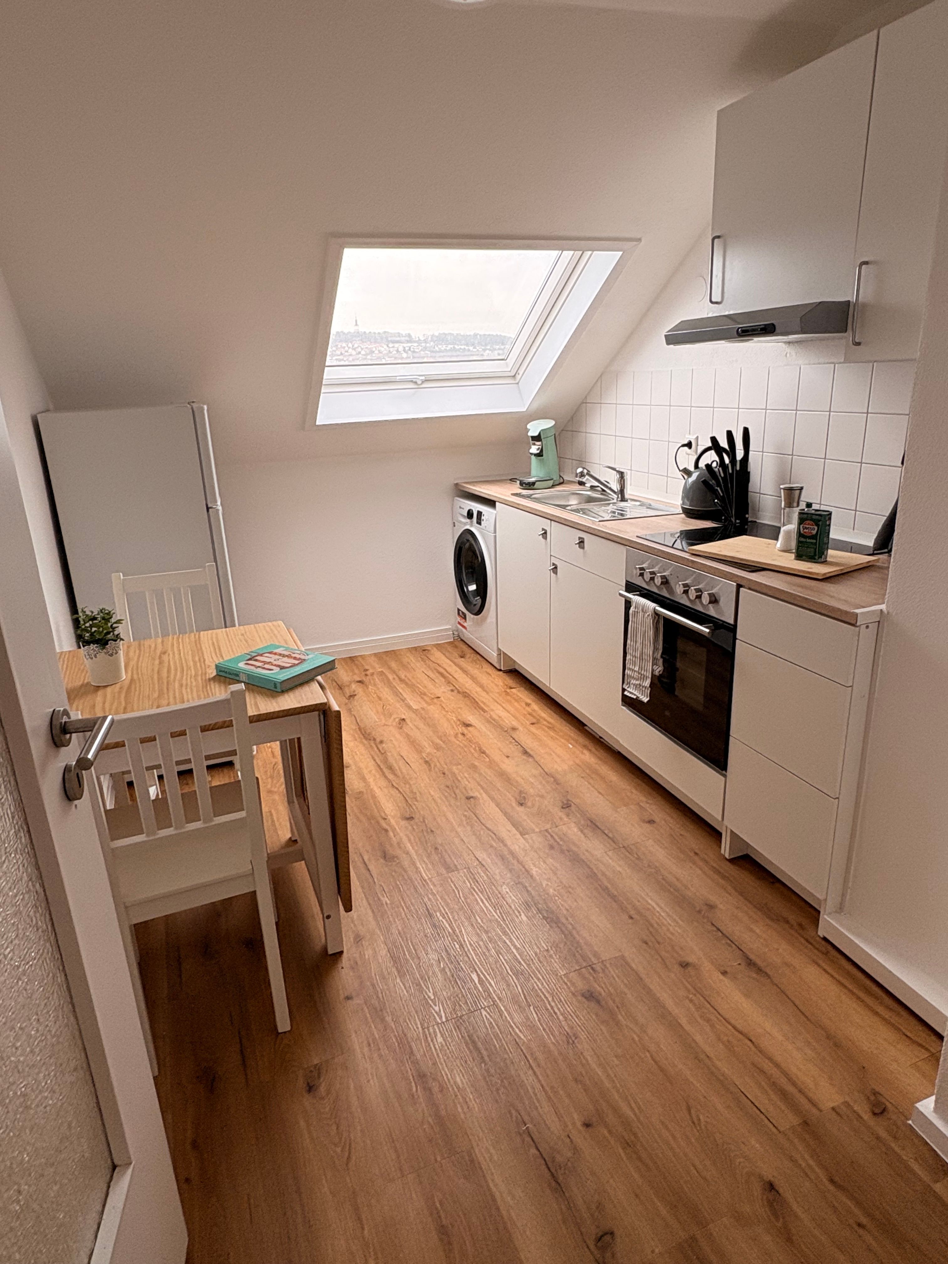 Stylish & Fully Furnished Apartment With Panoramic City Views – Near Helios Clinic & University - Stylish & fully furnished apartment with panoramic city views – near Helios Clinic & University - Gallery - 12