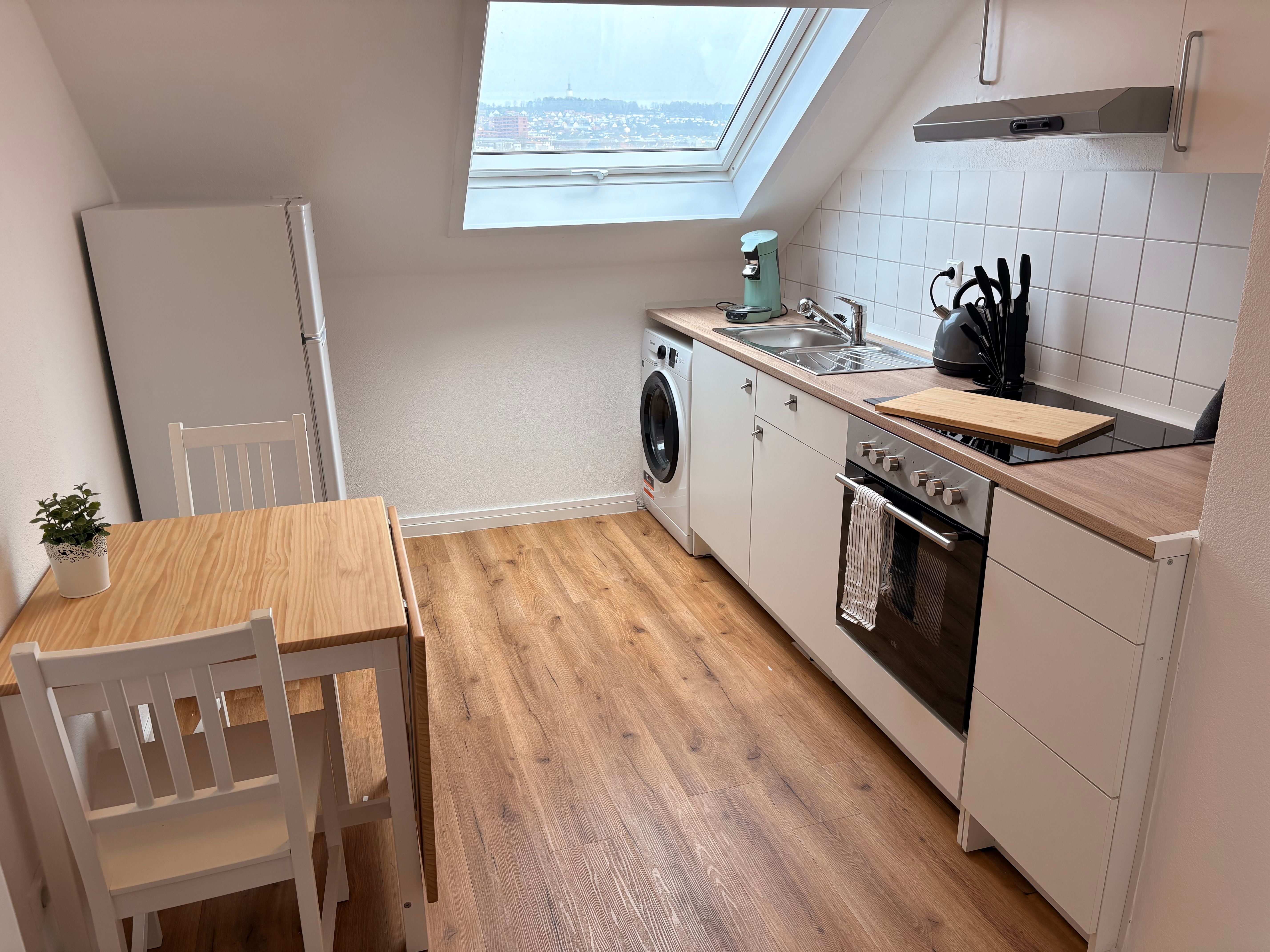  Stylish & Fully Furnished Apartment With Panoramic City Views – Near Helios Clinic & University  -  Stylish & fully furnished apartment with panoramic city views – near Helios Clinic & University  - Gallery -  2