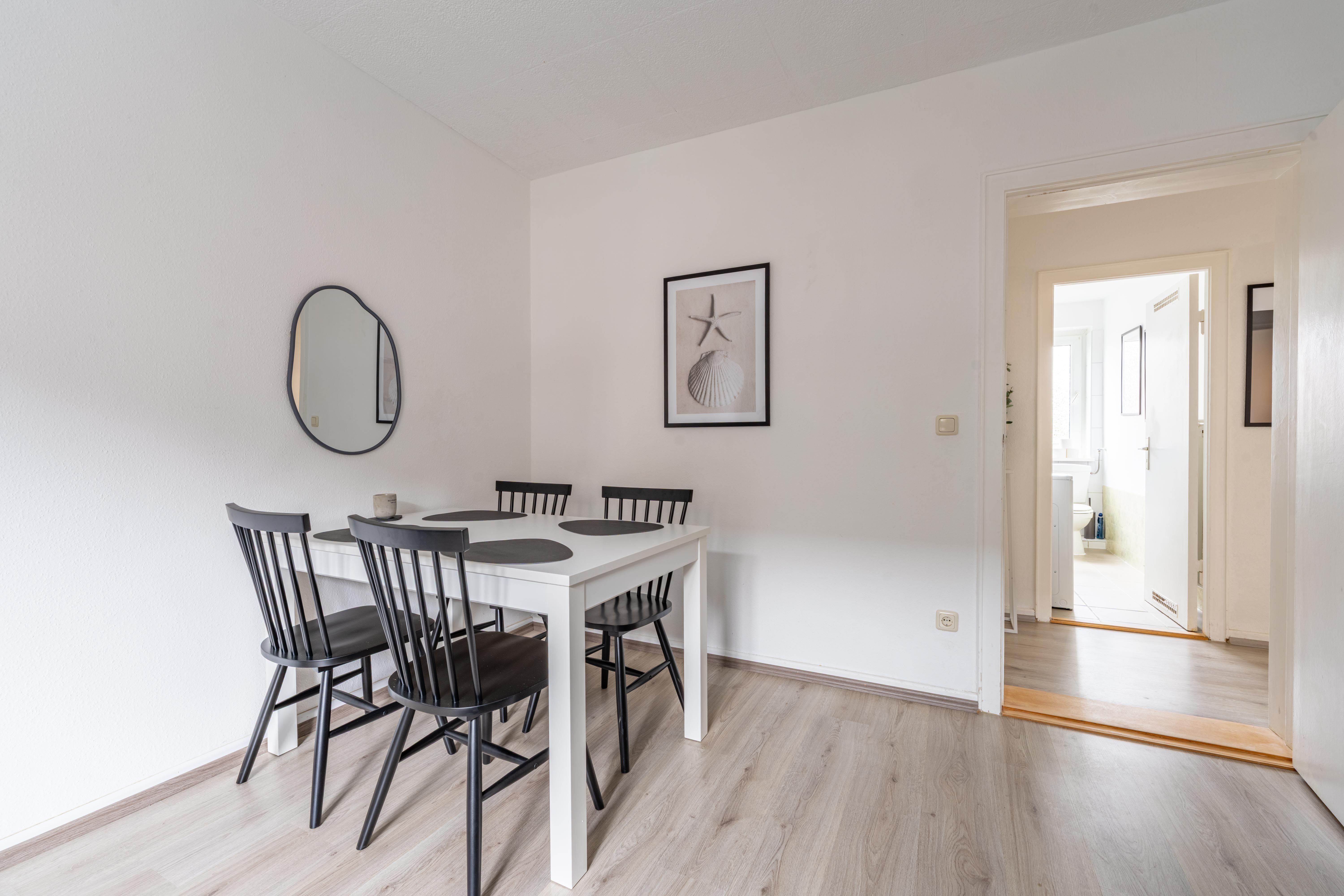  Stylish Apartment In Neumünster  -  Stylish apartment in Neumünster  - Gallery -  9