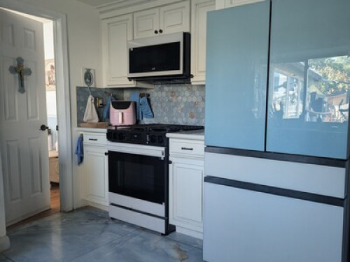 Private Entrance Furnished Room wit