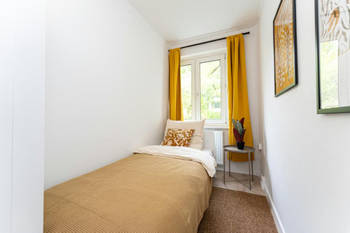 Comfy single bedroom in Treptow