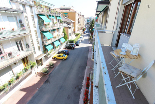 Lovely single bedroom near Venezia Mestre Olimpia station - Gallery - 15