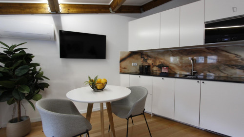Studio near Faculdade de Belas Artes da Universidade do Porto - Gallery - 9