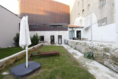 Studio near Faculdade de Belas Artes da Universidade do Porto - Gallery - 2