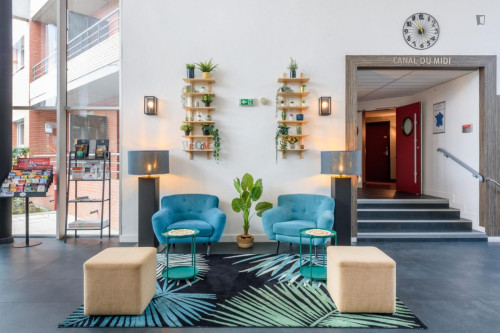 Exquisite studio nerar the Les Ramassiers train station - Gallery - 7