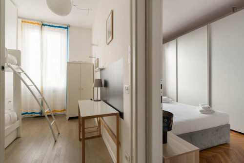Welcoming 2-bedroom apartment in Porta Volta