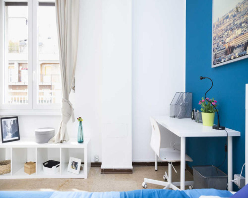 Neat single bedroom in Portello