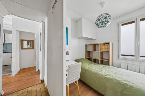 2-Bedroom Functional Apartment – Paris 18th (Doudeauville)