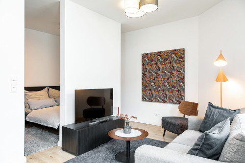 MODERN DESIGN APARTMENT