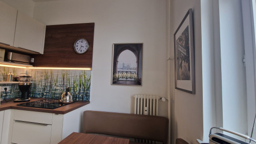 Central, historic and urban – exclusive furnished living for temporary stays, ideal for discerning professionals