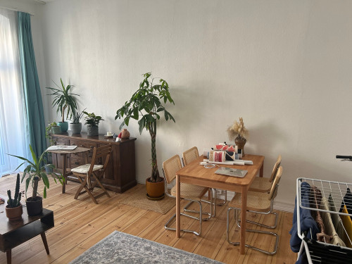 Stylish Urban Oasis with Dedicated Workspace - Fully furnished