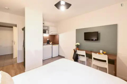 Admirable studio in Saint-Cyr-l'École