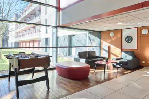 Elegant 2-bedroom apartment in Saint-Cyr-l'École - Gallery - 14