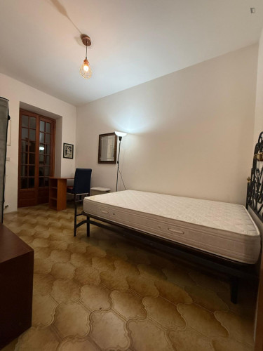 Single Bedroom in a Shared Apartment in Rome