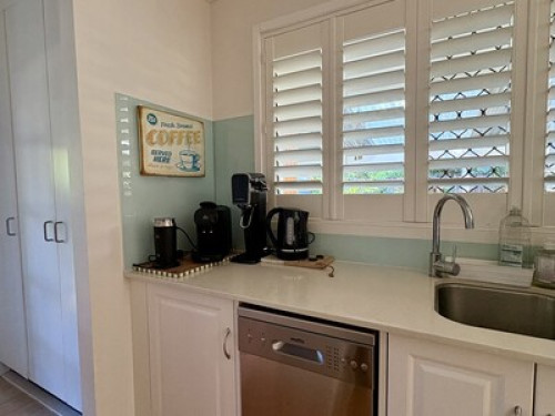 Private room and bathroom Byron Bay - Gallery - 12
