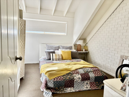 Private room and bathroom Byron Bay
