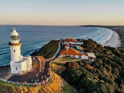 Private room and bathroom Byron Bay