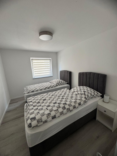 New & bright apartment in quiet street - Gallery - 6