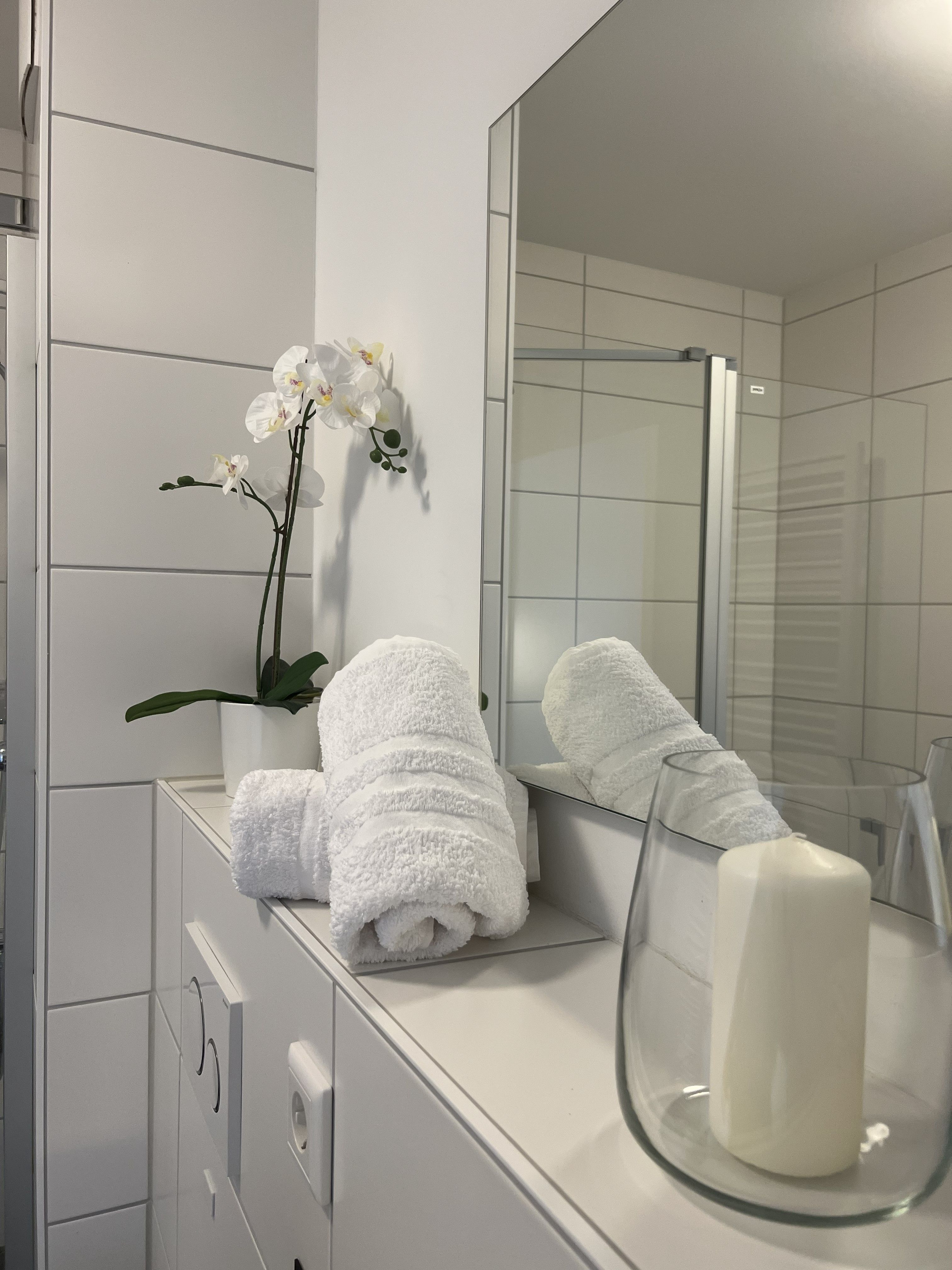  Stylish, Centrally Located Business Apartment—all-Inclusive And Fully Furnished, With Private Roofto  -  Stylish, centrally located business apartment—all-inclusive and fully furnished, with private rooftop terrace—ideal for project staff/expats  - Gallery -  10