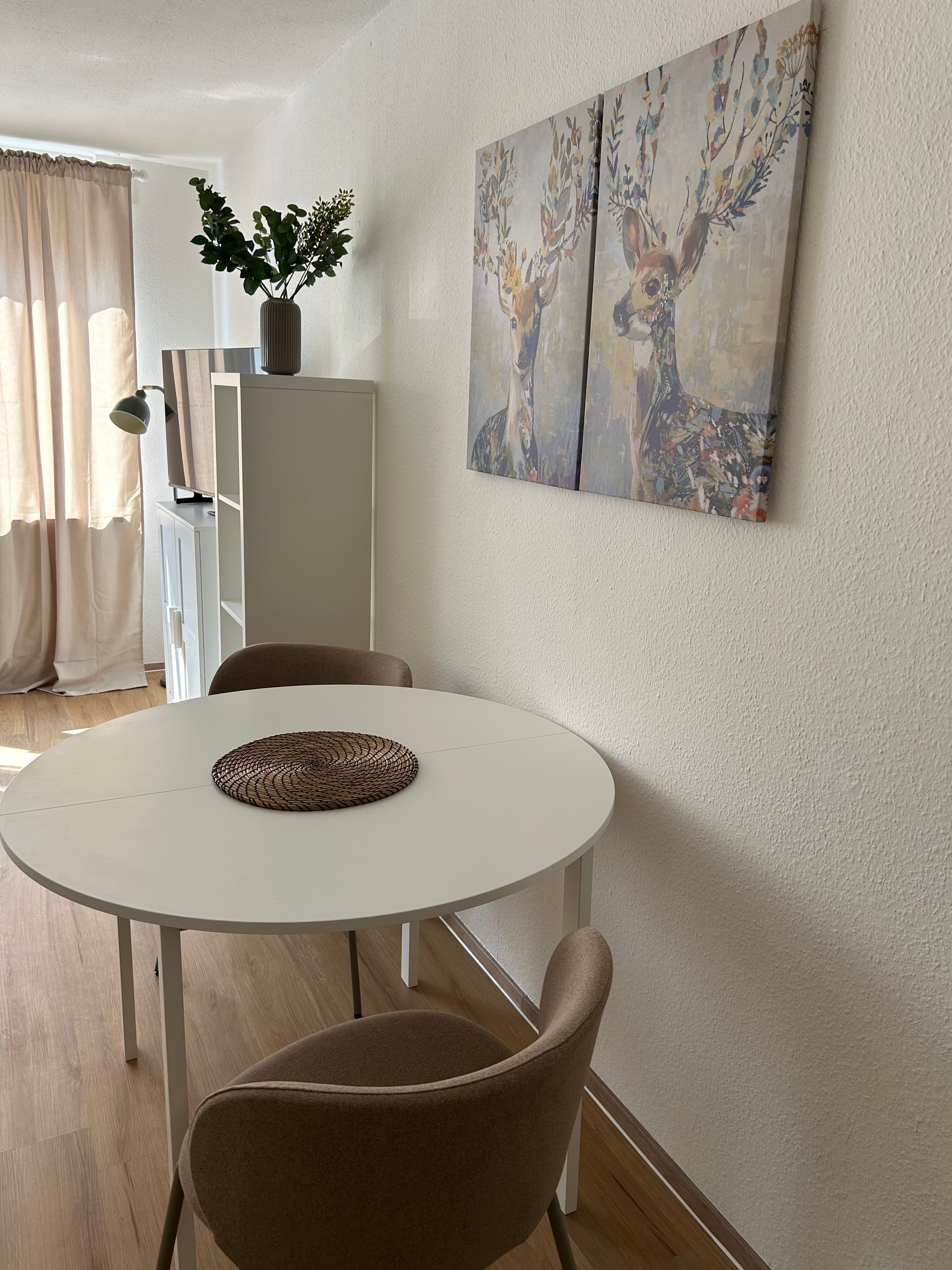  Neu Saniertes Business-Apartment Altstadt/Burgnähe – Möbliert, All-In – Sofort Verfügbar  -  Neu saniertes Business-Apartment Altstadt/Burgnähe – möbliert, all-in – sofort verfügbar  - Gallery -  8