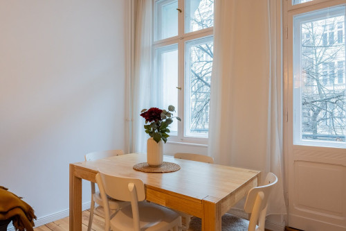 Charming furnished apartment in the heart of Prenzlauer Berg.