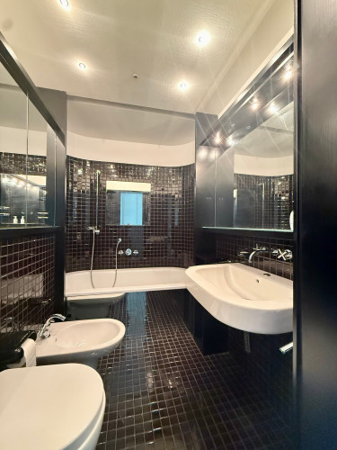 Gorgeous and bright suite - Gallery - 7