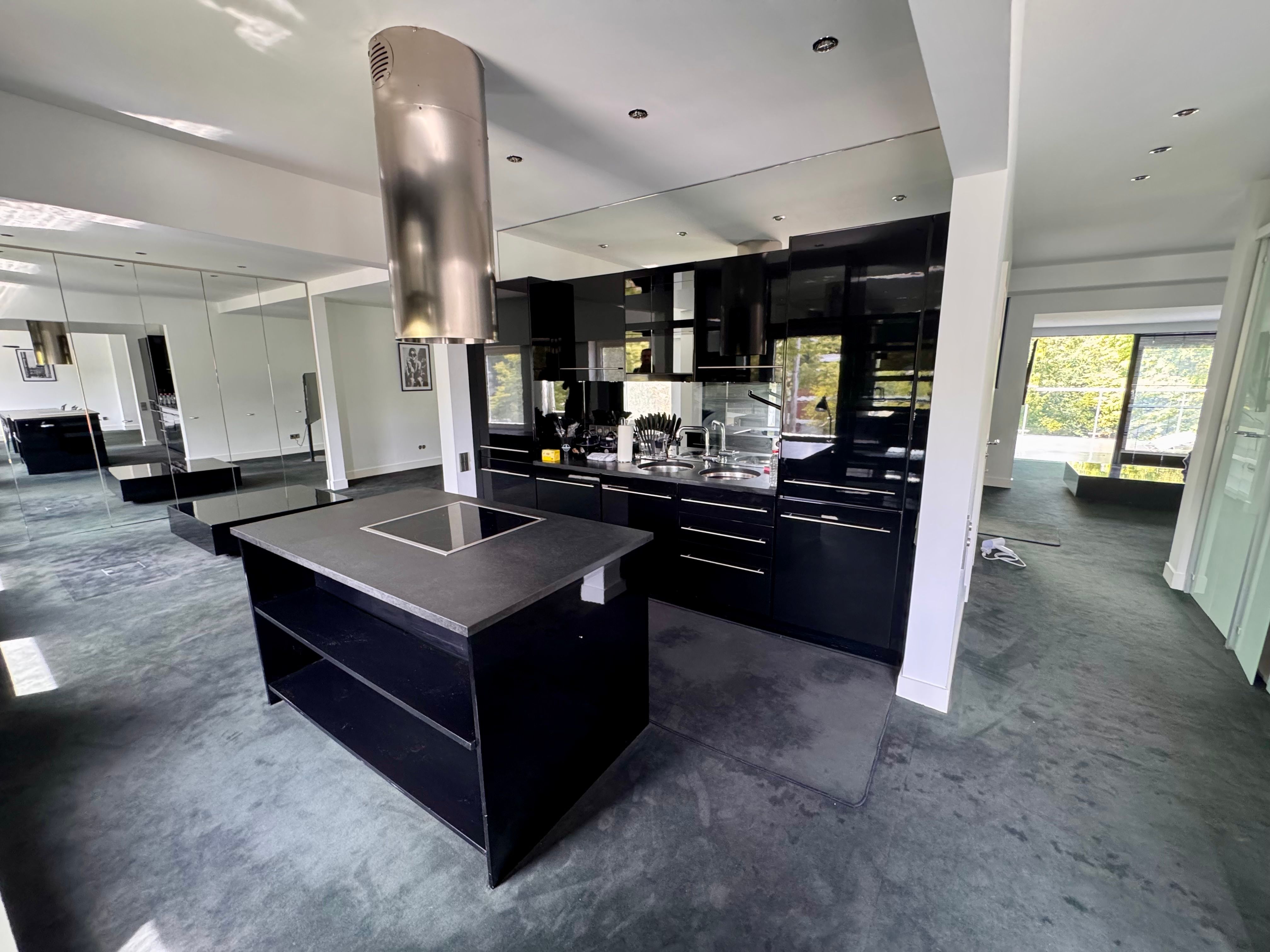  Gorgeous And Bright Suite  -  Gorgeous and bright suite  - Gallery -  6