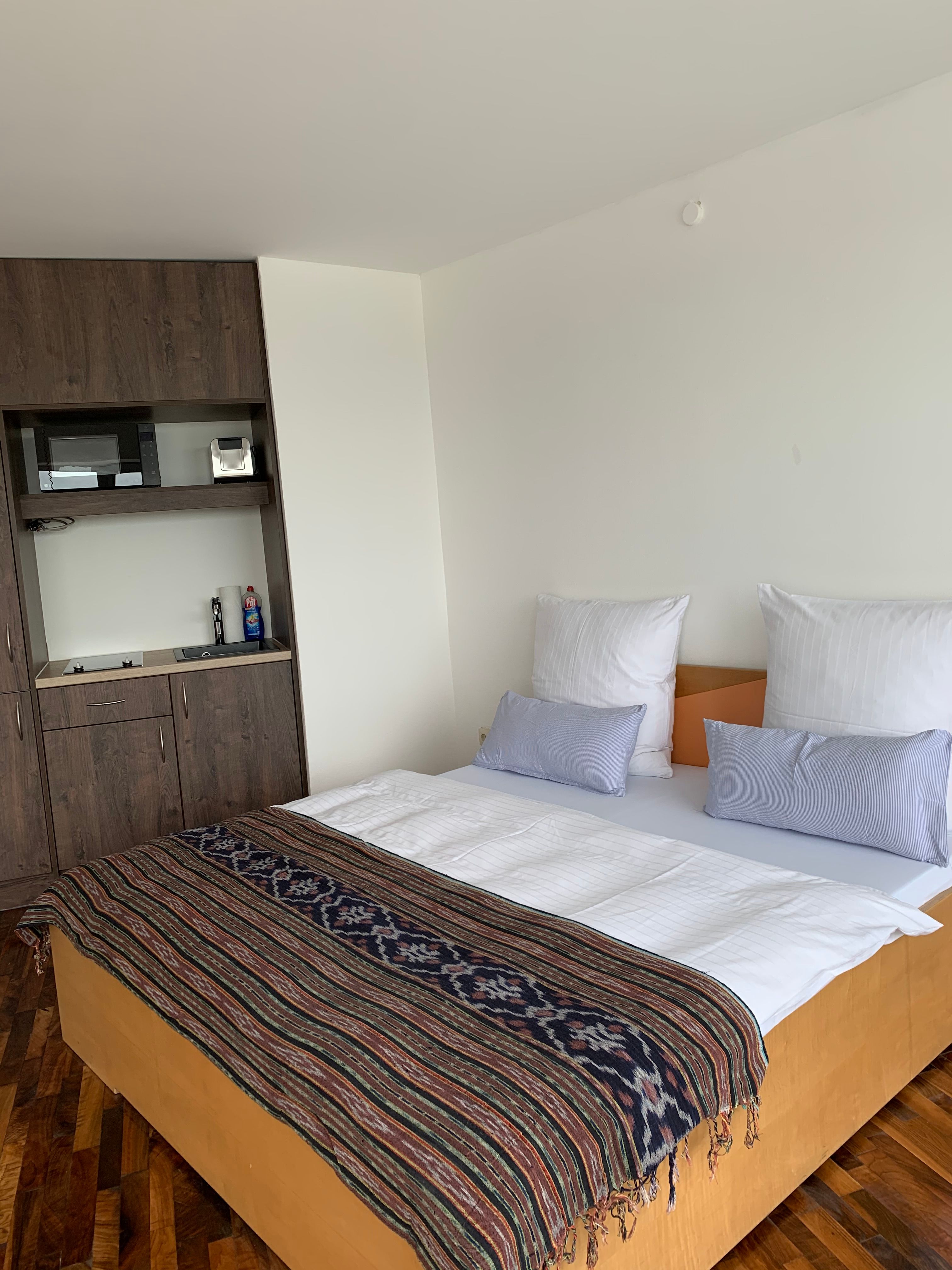  Perfect & Beautiful Studio (Schleswig)  -  Perfect & beautiful studio (Schleswig)  - Gallery -  3