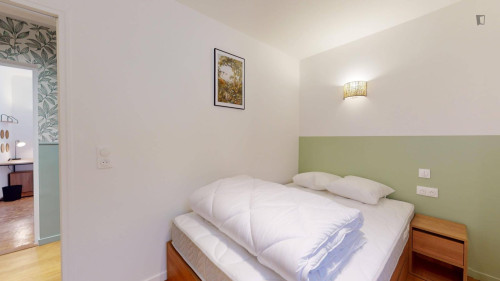 Large single bedroom near Parc Georges Pompidou