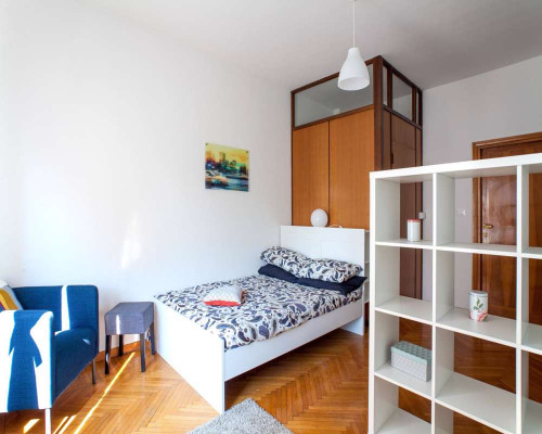 Stanza in Via Guglielmo Marconi