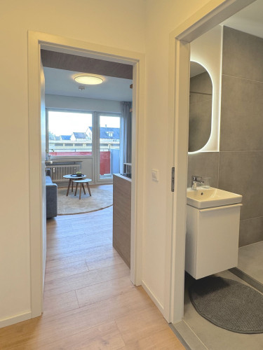 New! Freshly Renovated 1-Room Apartment – Central, Modern and Fully Equipped - Gallery - 12