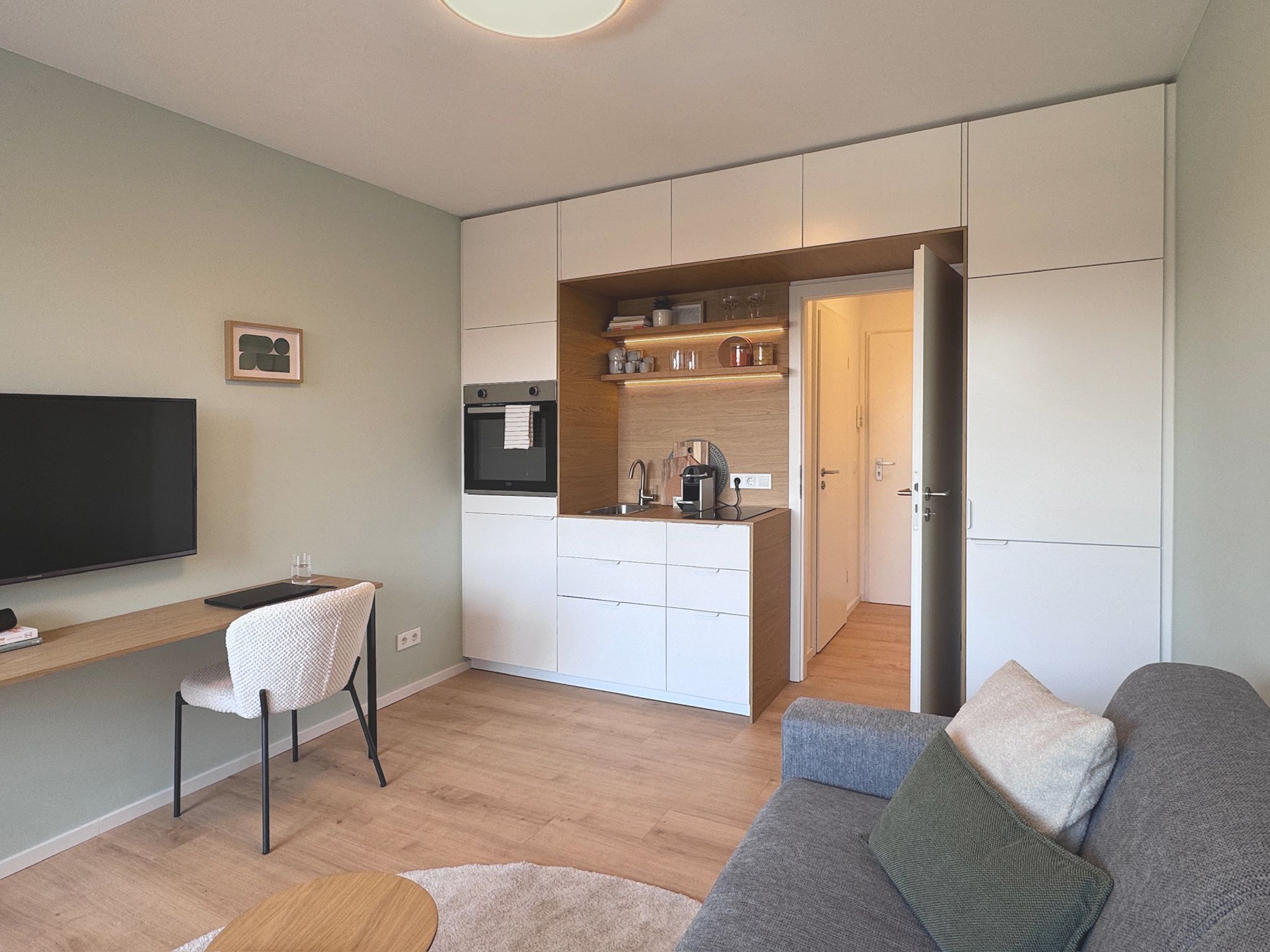 New! Freshly Renovated 1-Room Apartment – Central, Modern And Fully Equipped - 14
