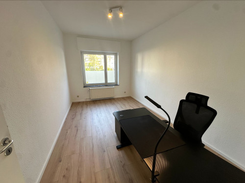 Bright 2-room apartment with garden & workspace – newly renovated in Aachen