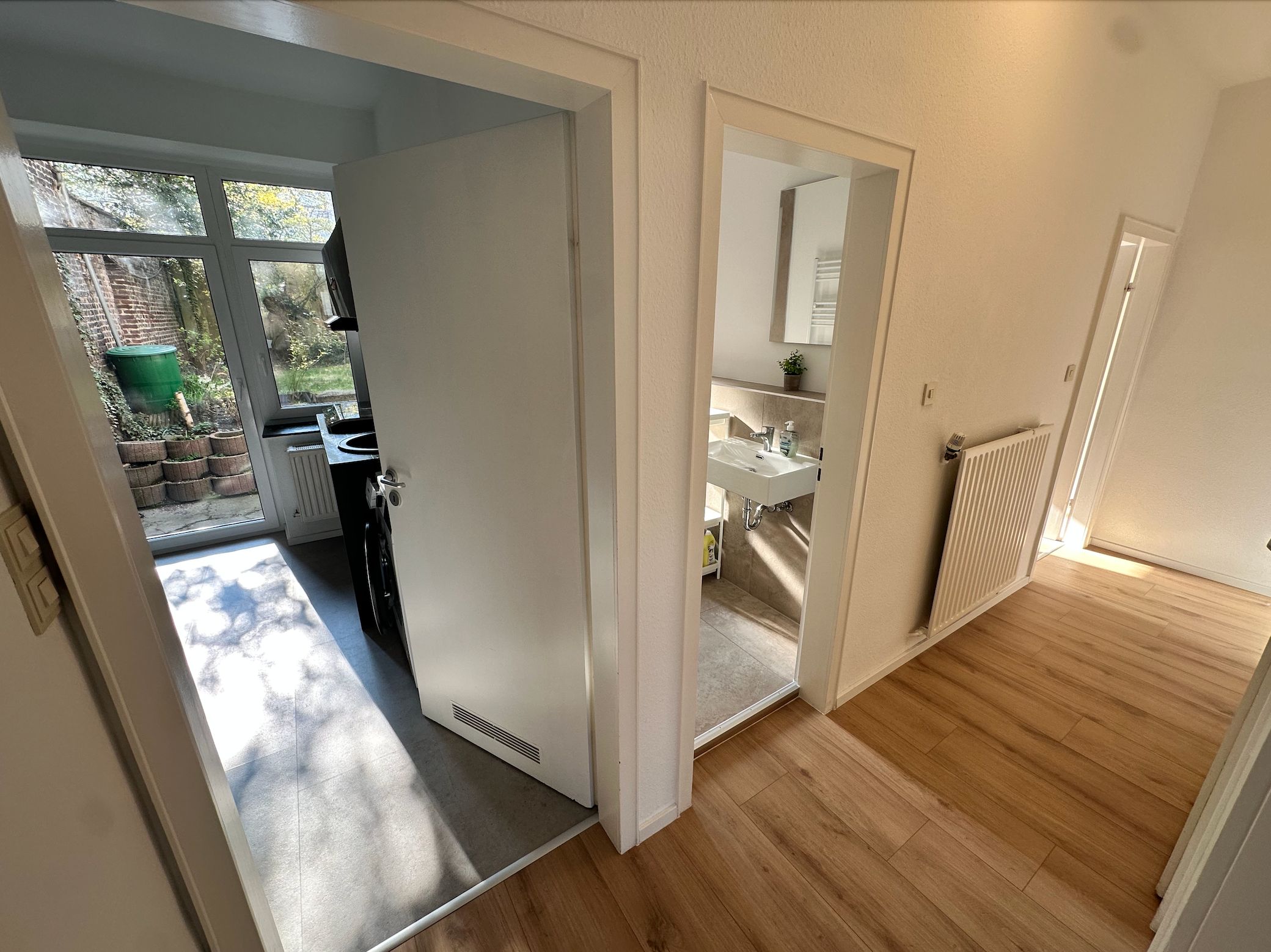 Bright 2-Room Apartment With Garden & Workspace – Newly Renovated In Aachen - 22