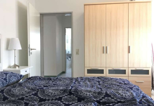 Modern apartment with balcony and carport - Gallery - 7